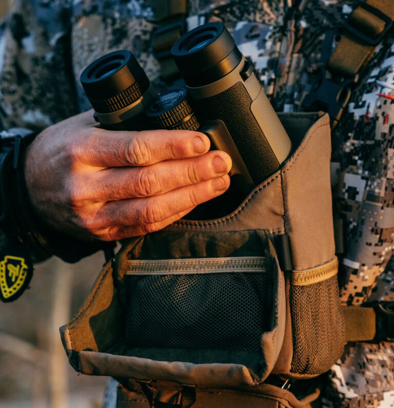 R- Series Binos Landing Page